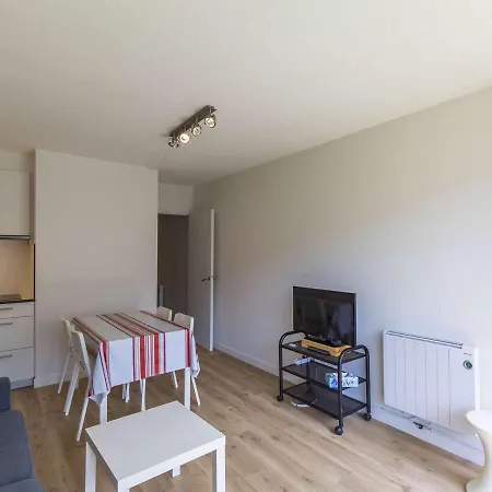 6 Pers, Pistes A Proximite, Balcon, Cave A Skis, Cuisine Equipee - Fr-1-400-110 Eaux-Bonnes